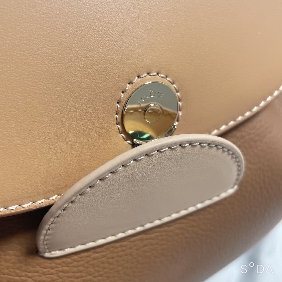 폴렌느 누메로 앙 토트 크로스백 상품이미지10