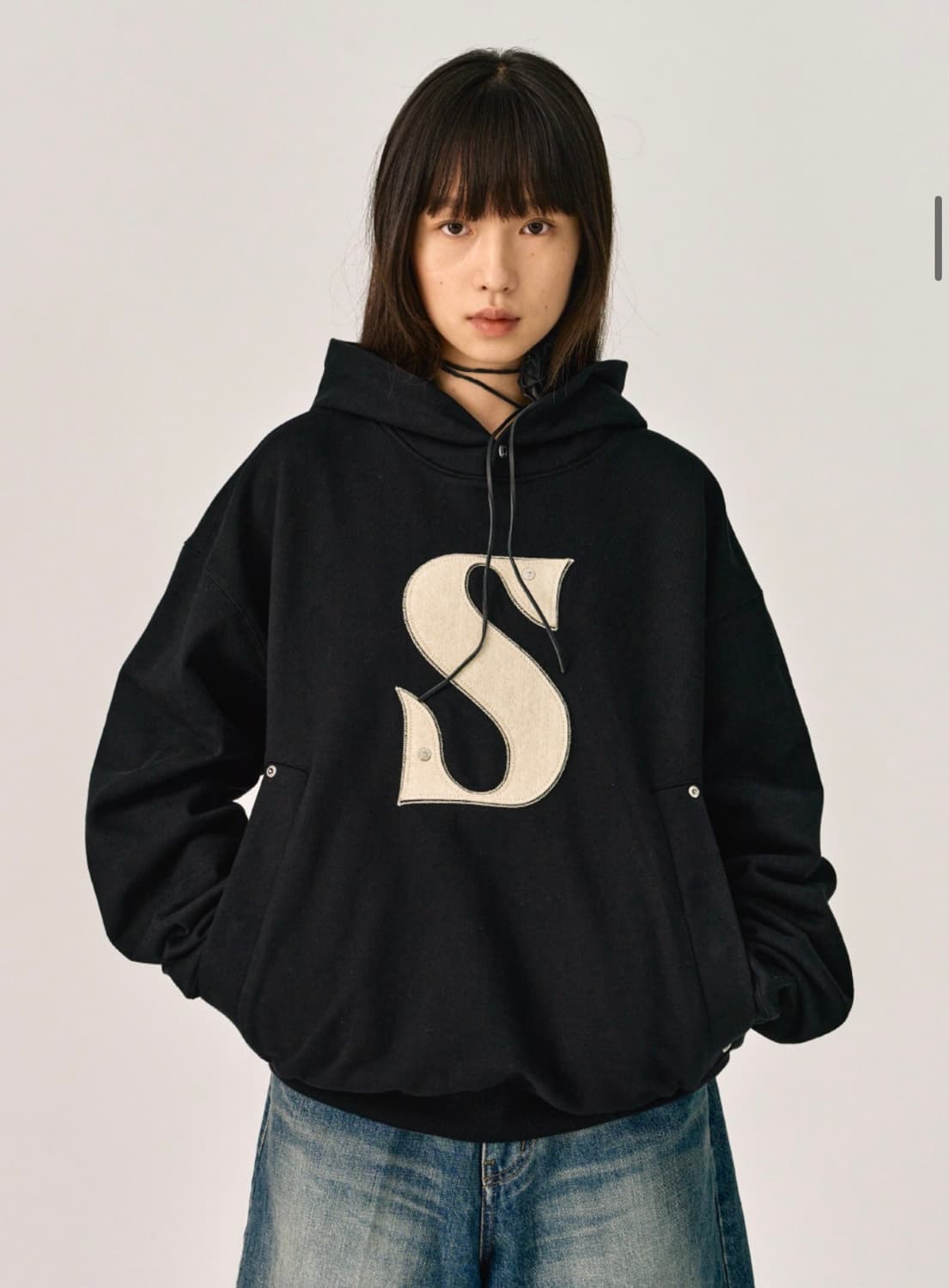 세터 satur 로고 검정 후드티 상품이미지2