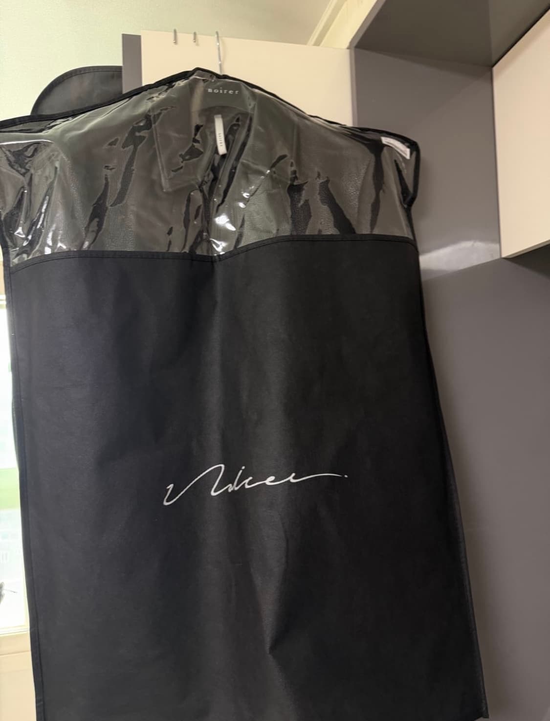 노이어 고트 슈렁큰 레더 자켓 판매합니다 상품이미지3