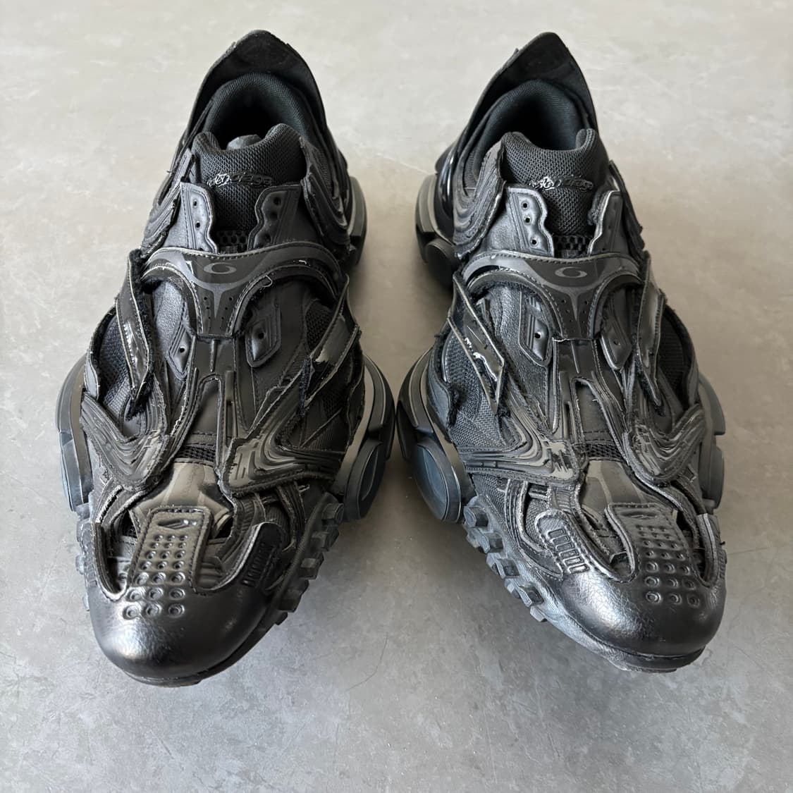 발렌시아가 렙타일 스니커즈 블랙 43 상품이미지3