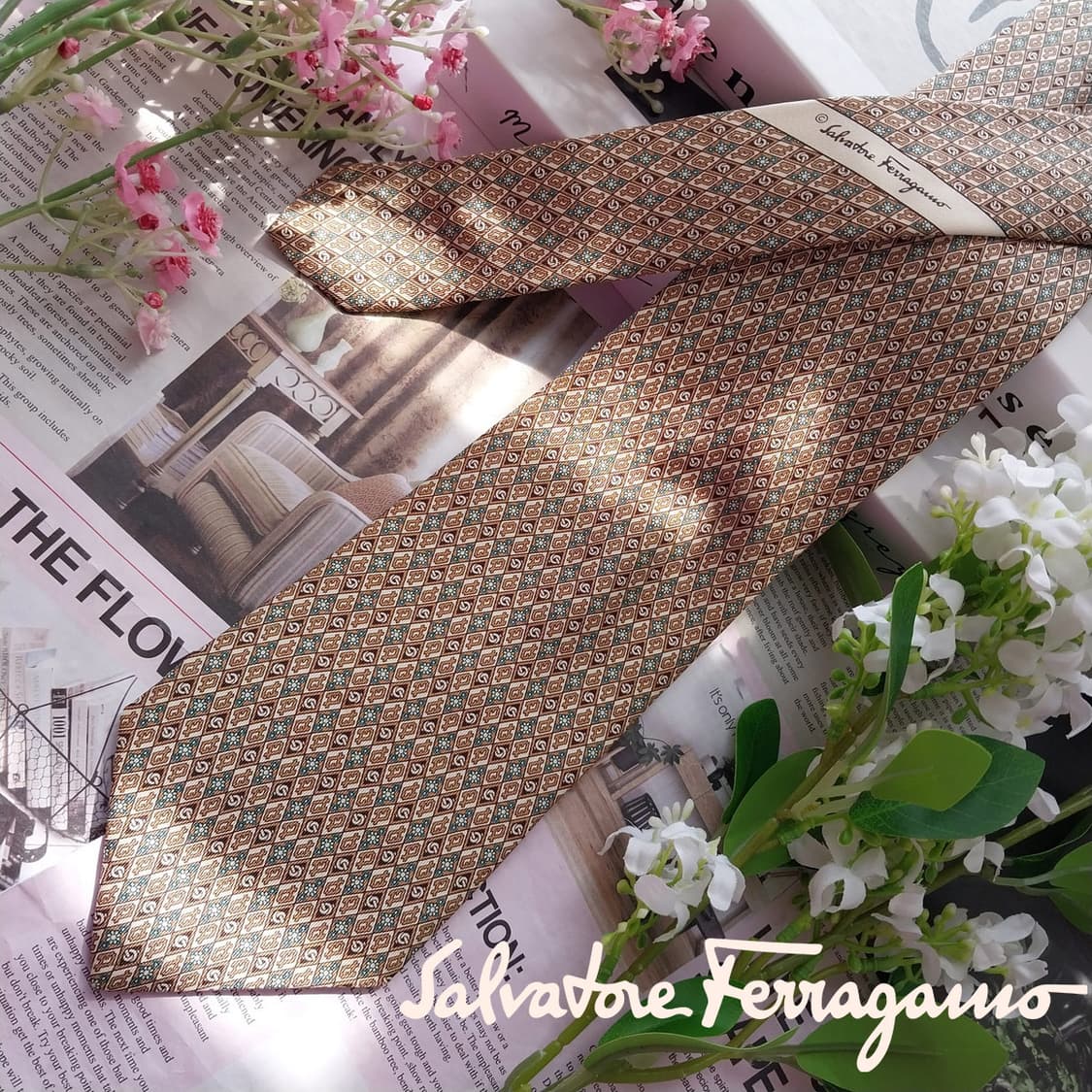 살바토레 페라가모 실크 브라운 패턴 넥타이 9.3cm A+등급 K2401 상품이미지2