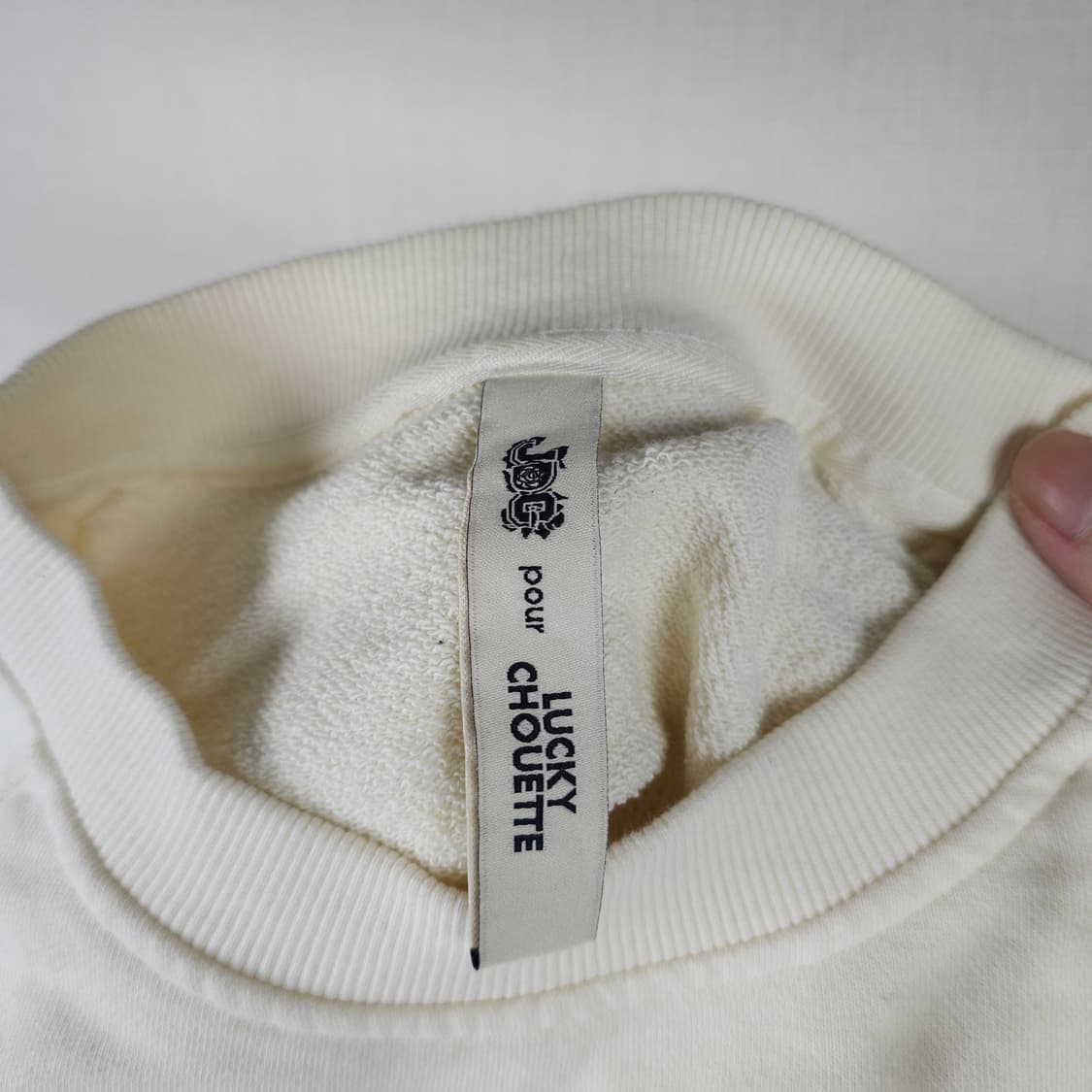 럭키슈에뜨 맨투맨 여성 100사이즈  상품이미지2