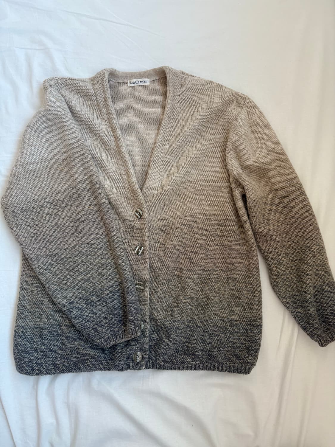 단추 디테일 그라데이션 가디건 상품이미지1