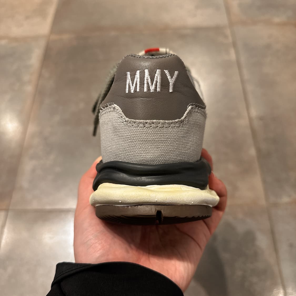 미하라 야스히로 OG솔 그레이 캔버스 러닝 스니커즈 상품이미지4