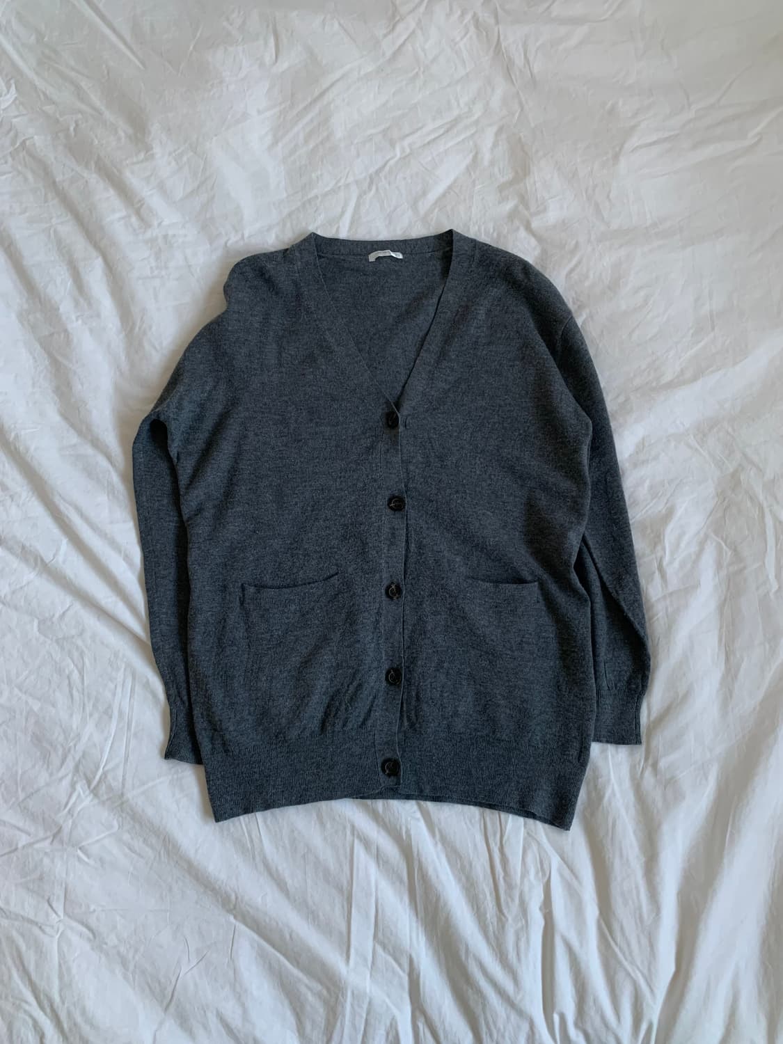 그레이 브이넥 가디건 상품이미지1