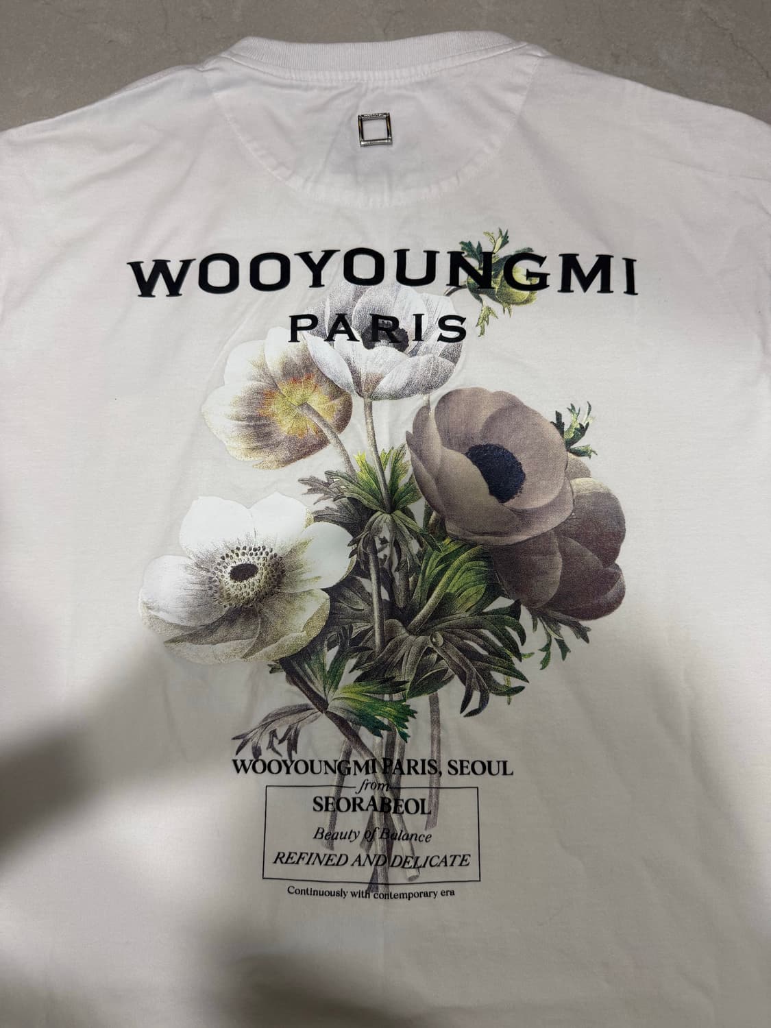 [당일출고,46사이즈] 우영미 플라워 화이트 반팔 상품이미지2