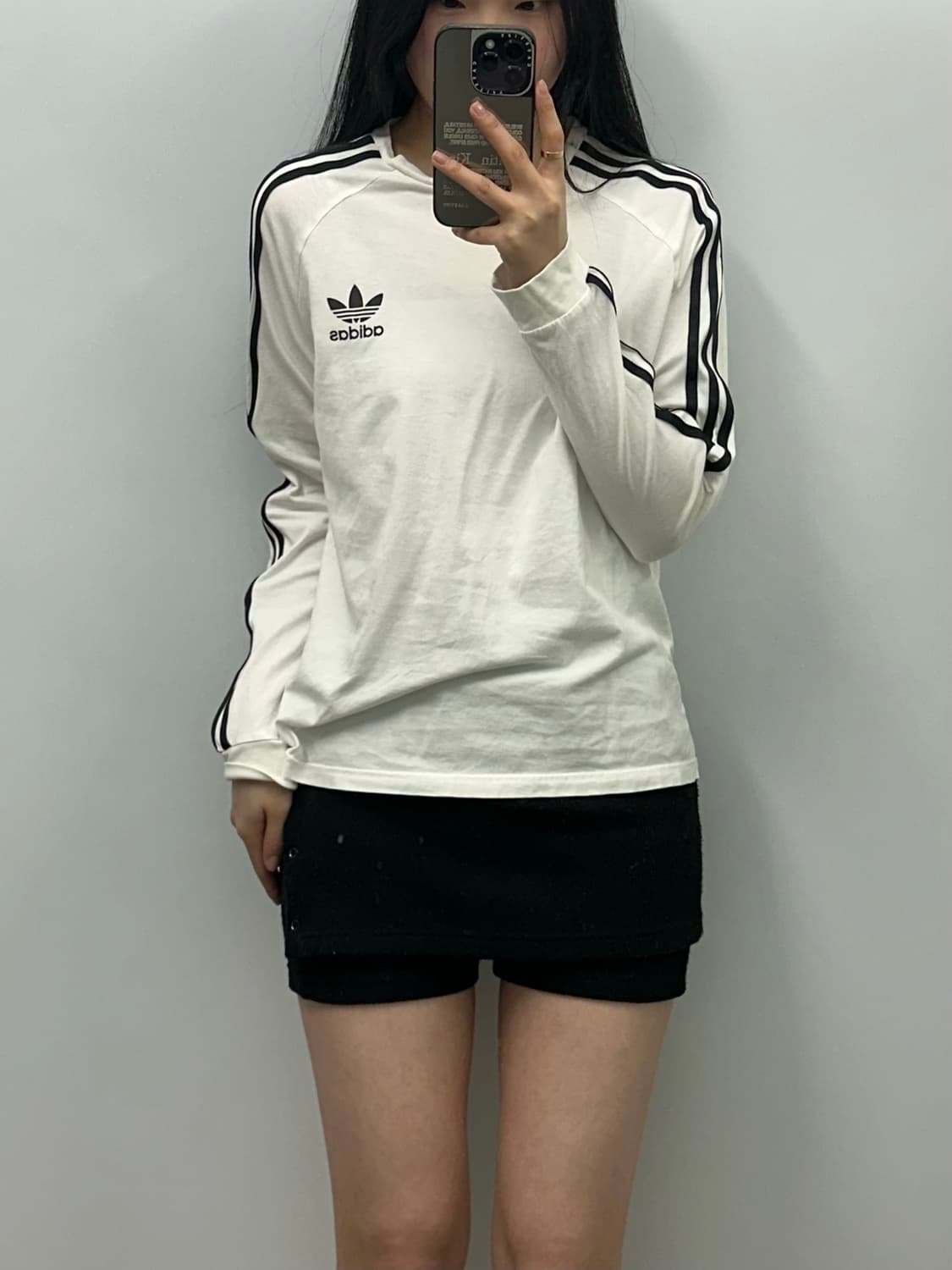 아디다스 화이트 사이드라인 롱슬리브 긴팔티 상품이미지1