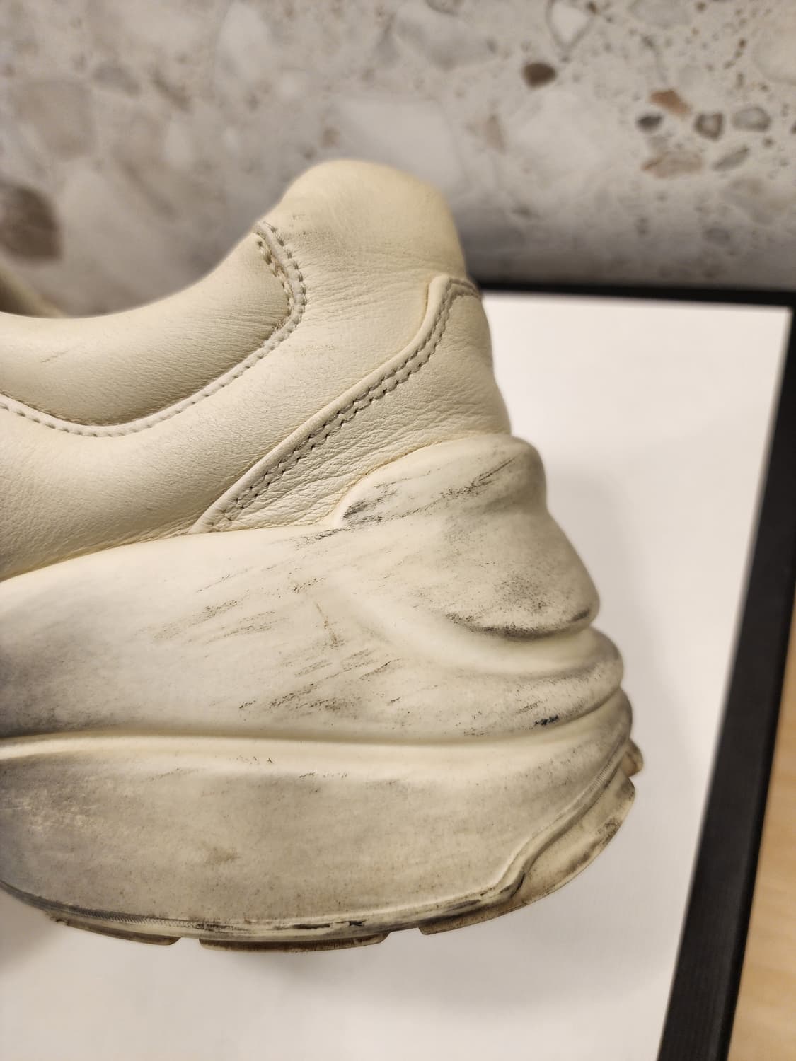 구찌 라이톤 더티 남성 스니커즈 41 552093 상품이미지9