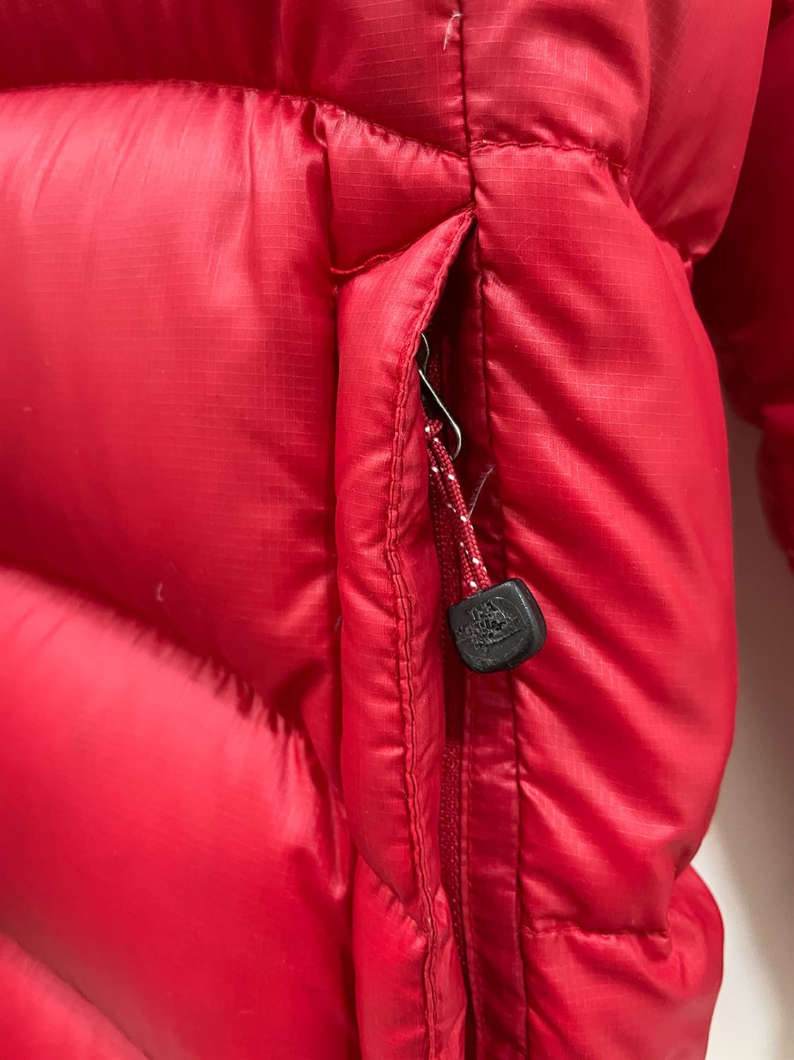 노스페이스 눕시 패딩 상품이미지3