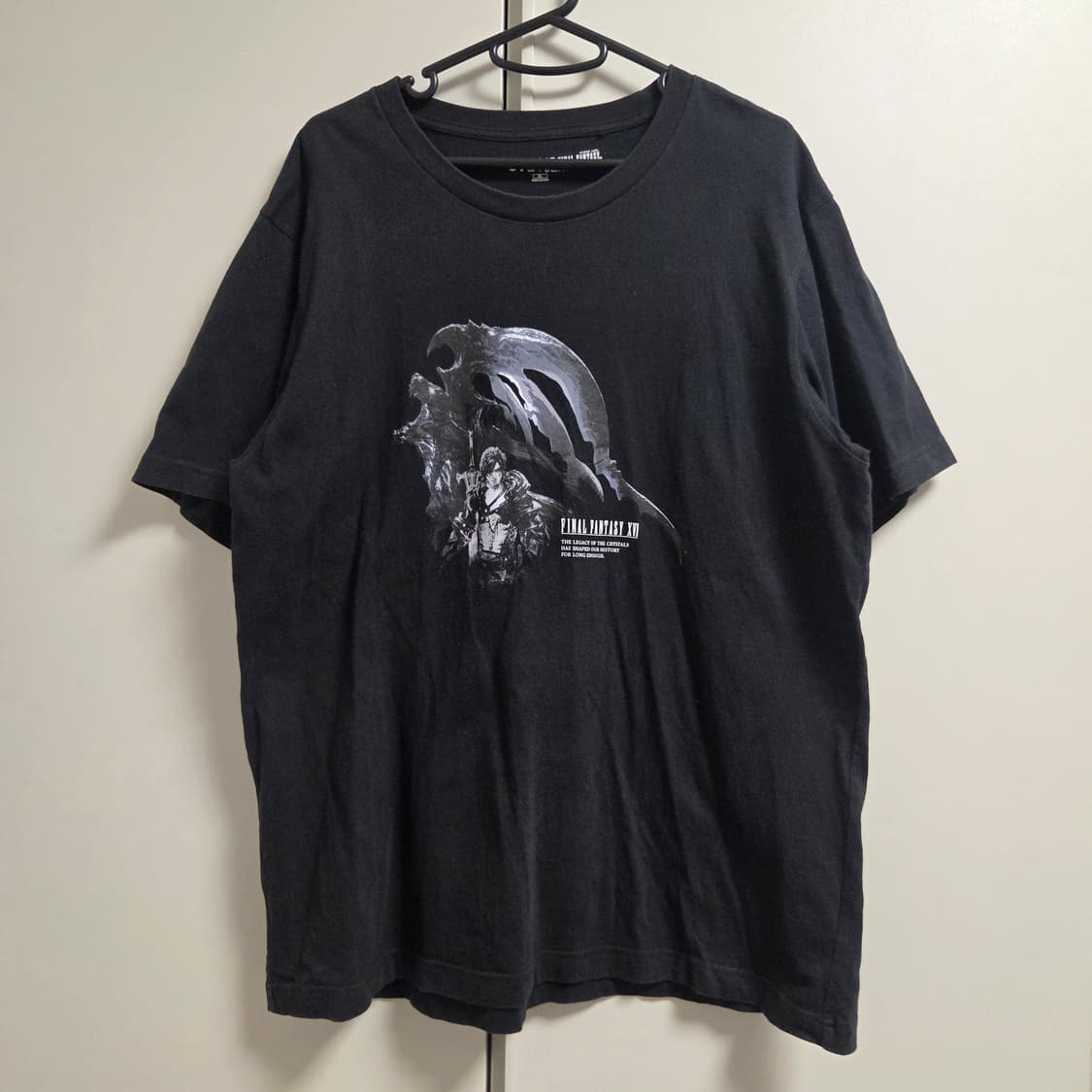 Uniqlo 파이널 판타지 35주년 반팔 티셔츠 L(100) 상품이미지1