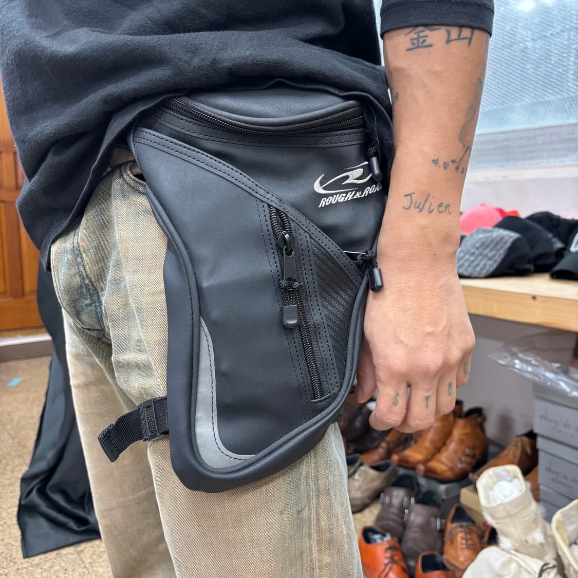 러프앤로드(Rough&Road) 라이딩 레그백 - 블랙 상품이미지4