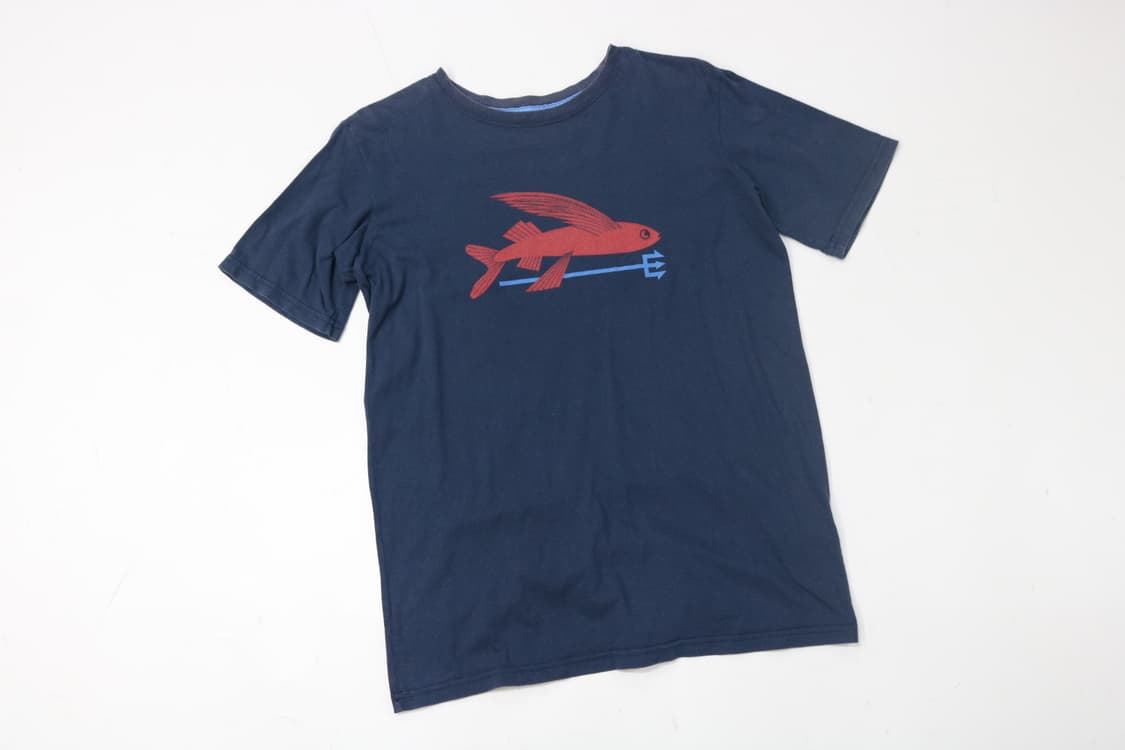 파타고니아 빈티지 플라잉 피쉬 그래픽 네이비 반팔티셔츠  상품이미지2
