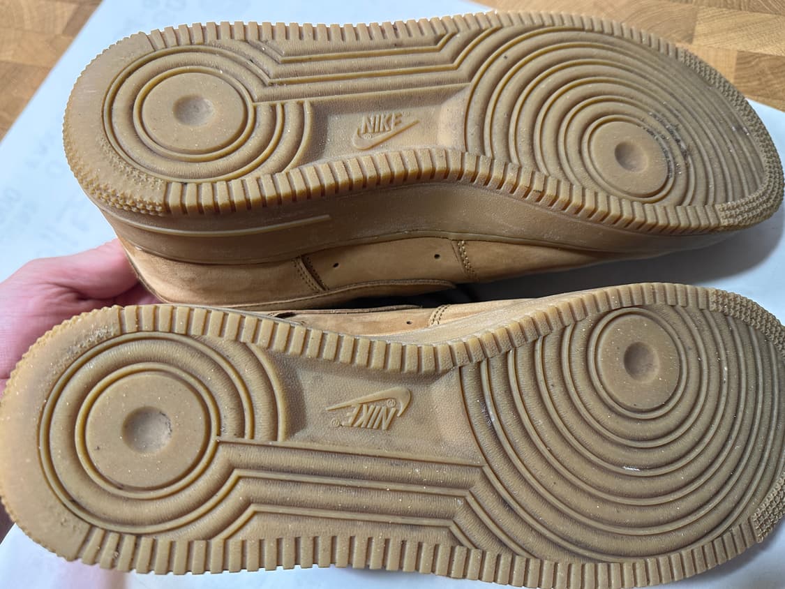 나이키 에어포스1 Supreme 285 사이즈 판매합니다 상품이미지4