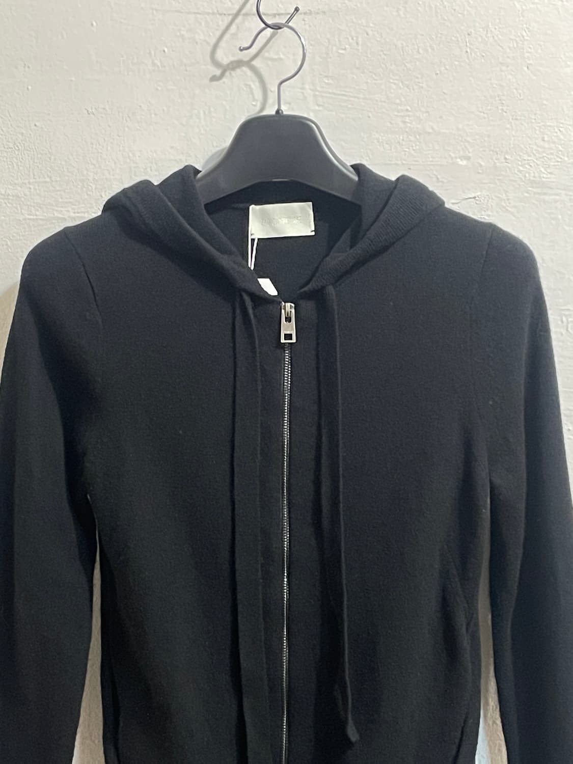 쟈딕앤볼테르 캐시미어 집업 후디 상품이미지3