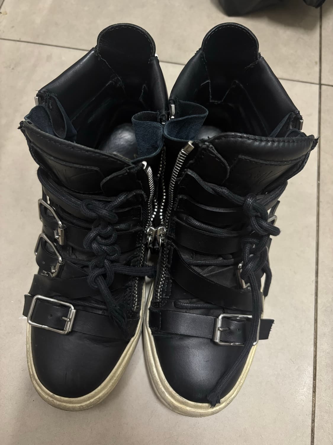 Giuseppe Zanotti 쥬세페 자노티 하이 스니커즈 상품이미지1
