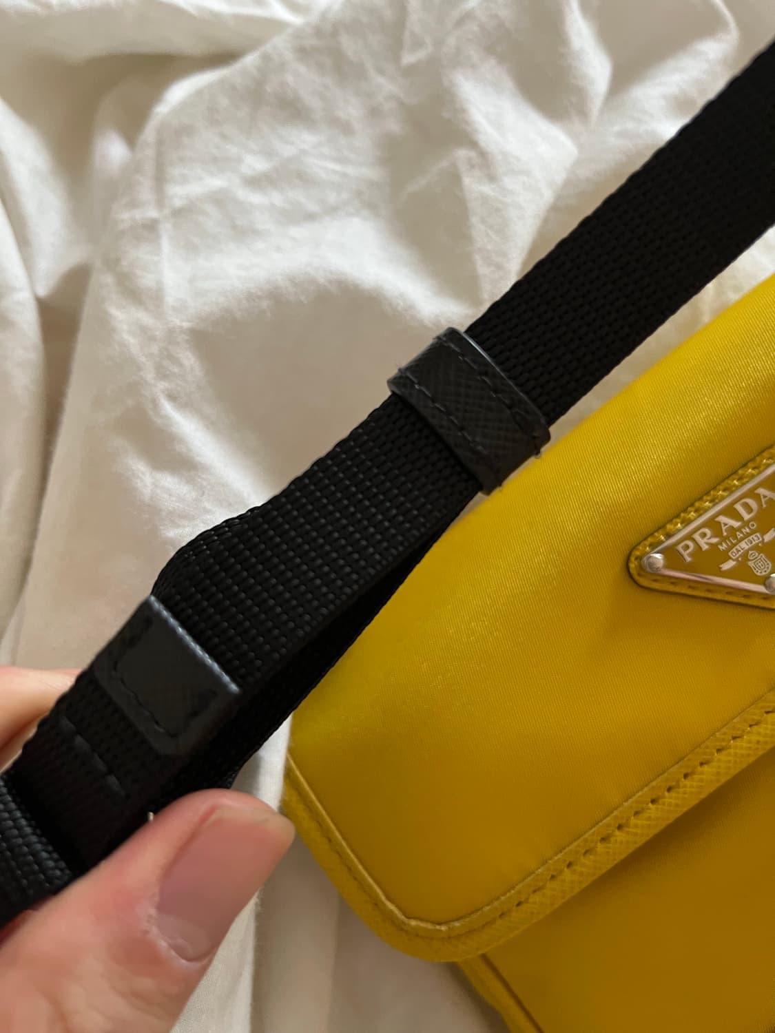 프라다 나일론 크로스바디  상품이미지2