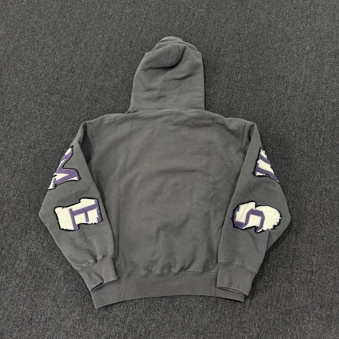 슈프림 워시드 팬서 후드티셔츠 상품이미지5