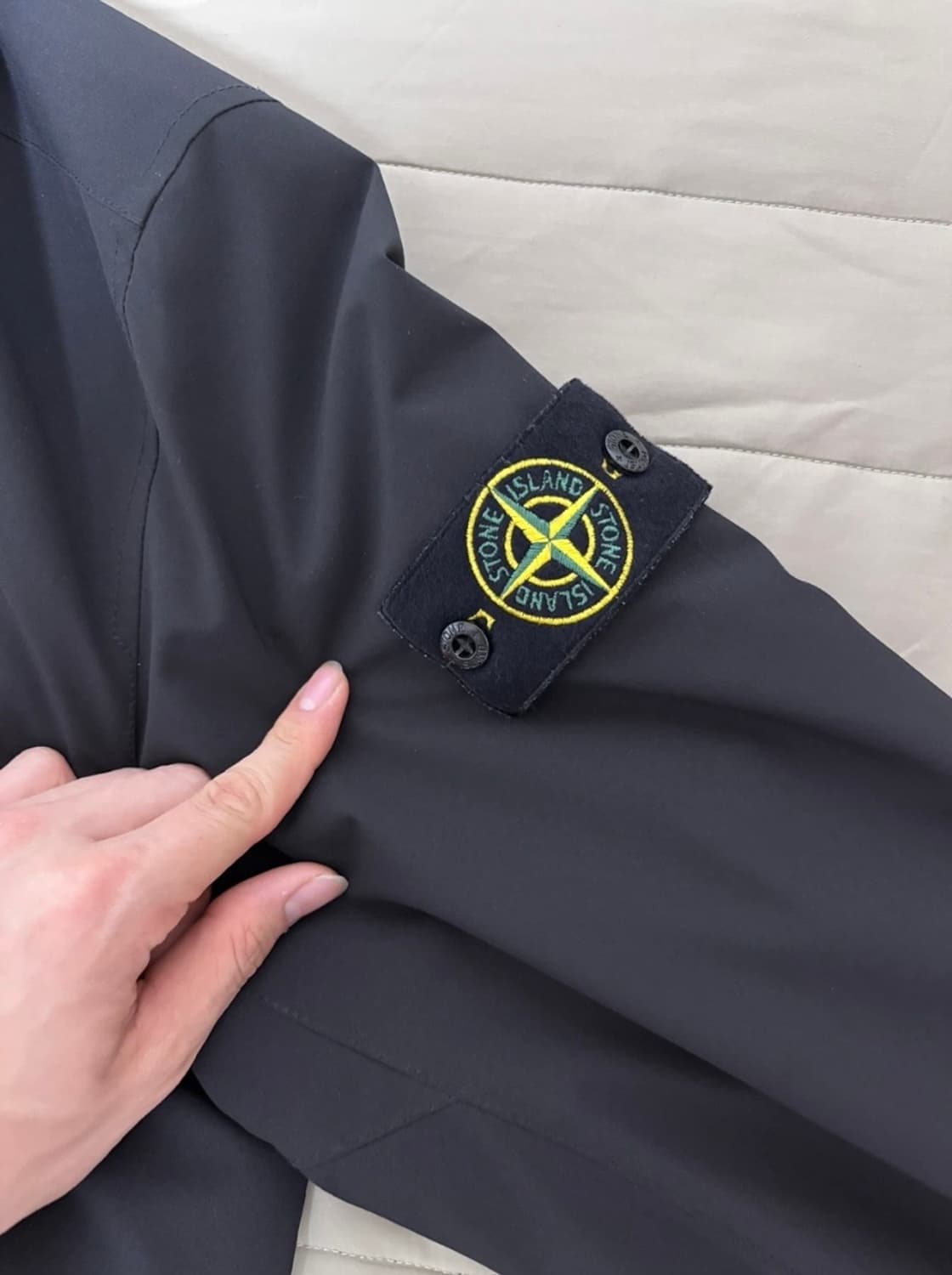 스톤아일랜드 소프트쉘 상품이미지2