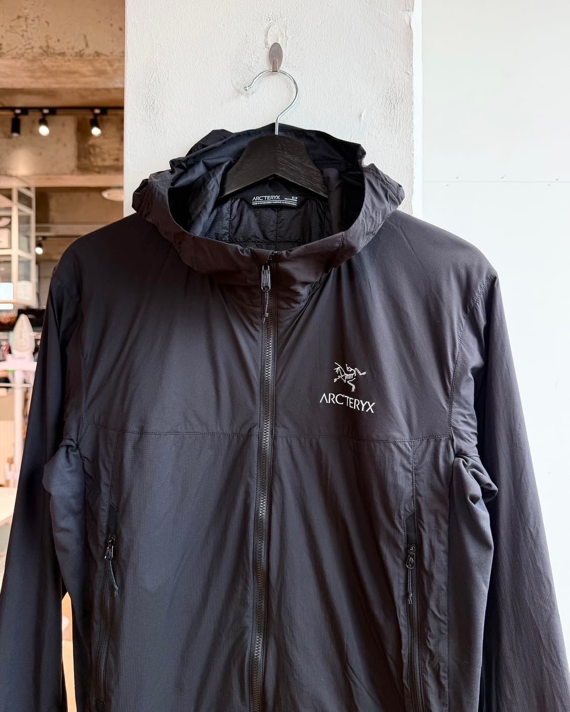 아크테릭스 블랙 아톰 SL 후디 자켓  상품이미지3