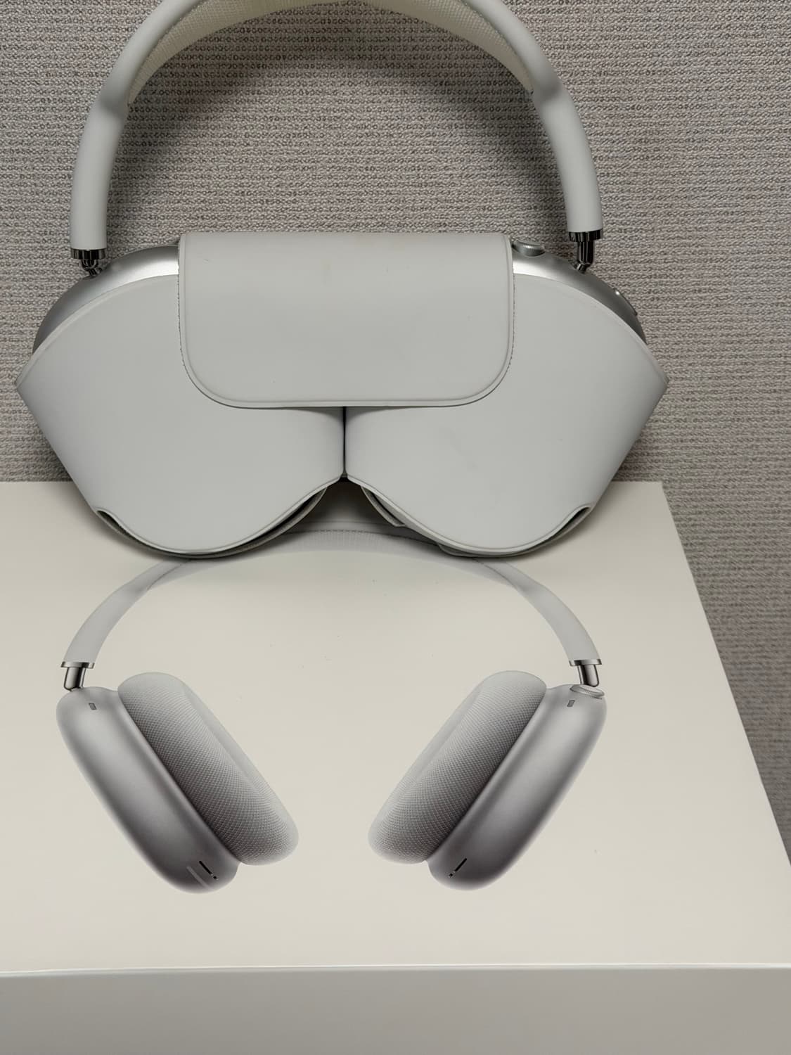 애플 에어팟 맥스 실버 상품이미지1