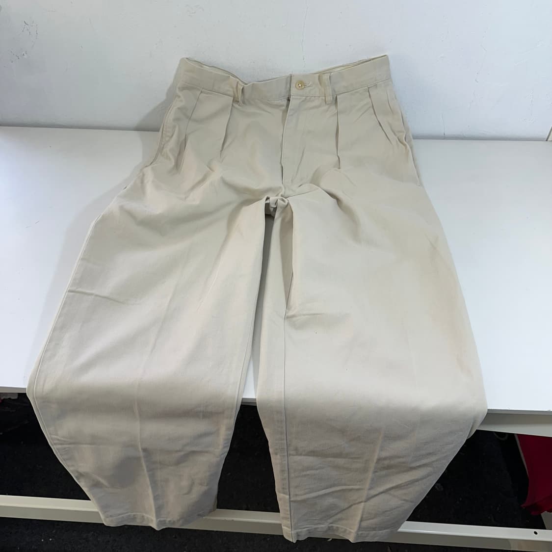 XL 32-33 폴로랄프로렌 라이트베이지 테이퍼드핏 투턱 치노팬츠 상품이미지5