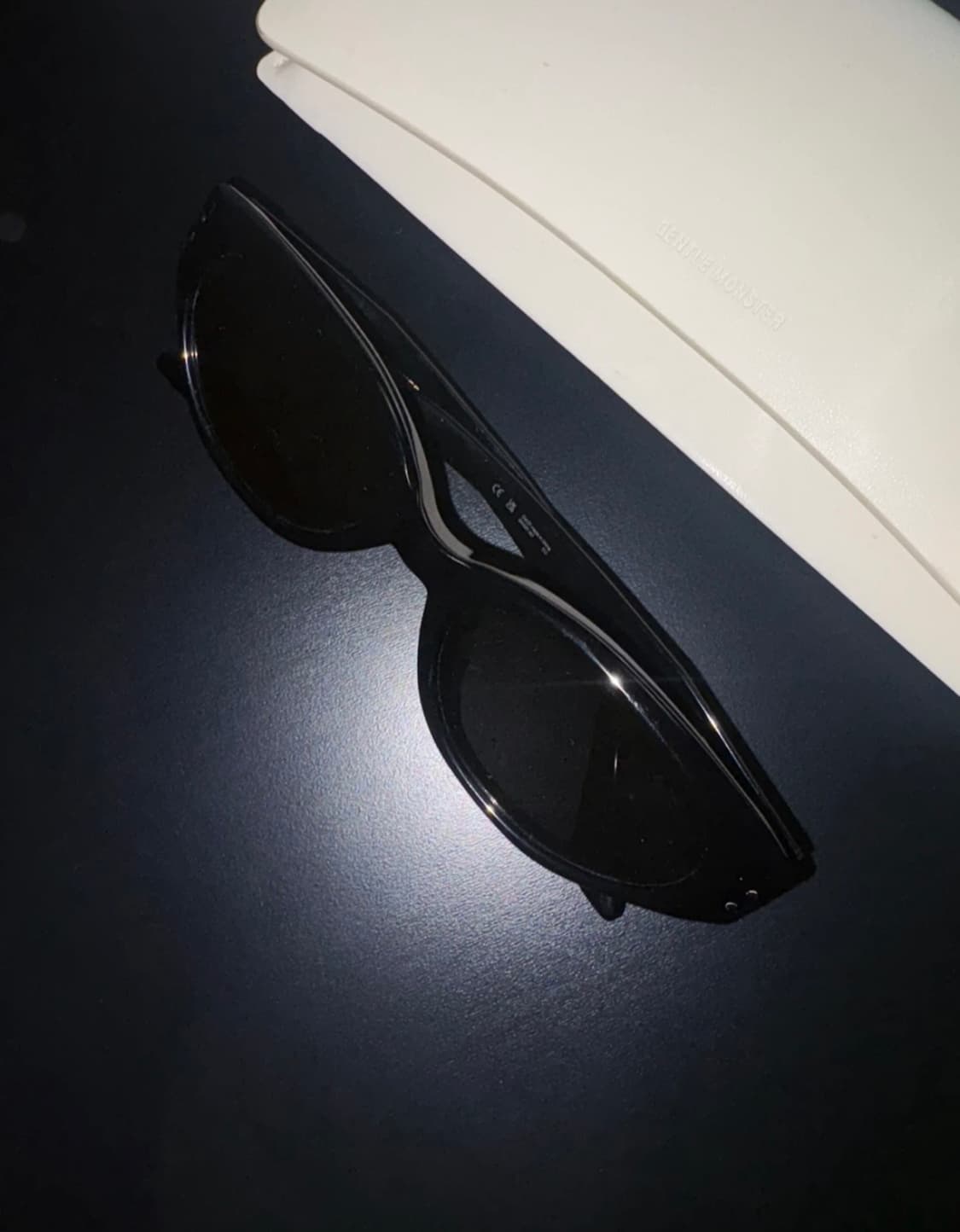 젠틀몬스터 로코코 01 상품이미지1