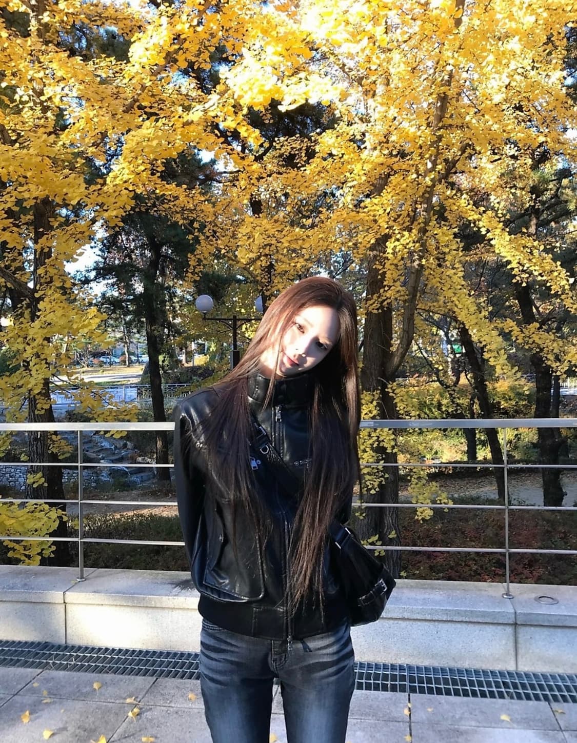 아캄 자켓 aakam High-Neck Leather Jacket 상품이미지1