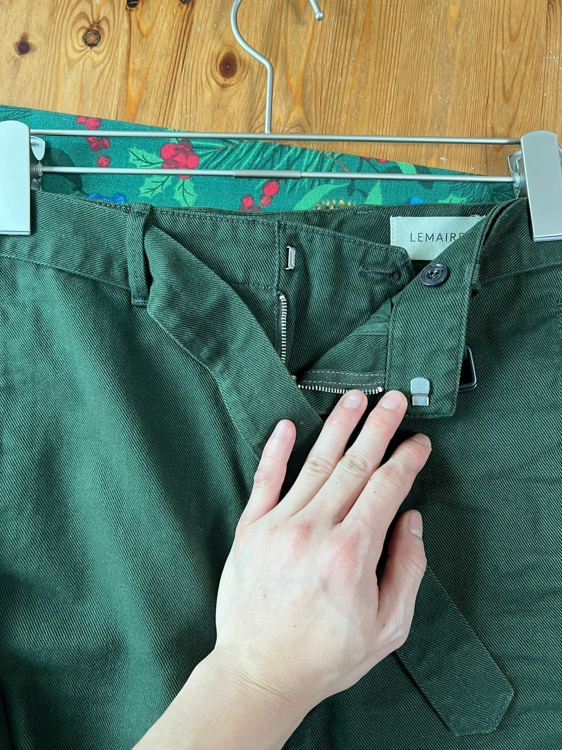 르메르 트위스트 벨티드 데님 팬츠 그린 S 상품이미지4