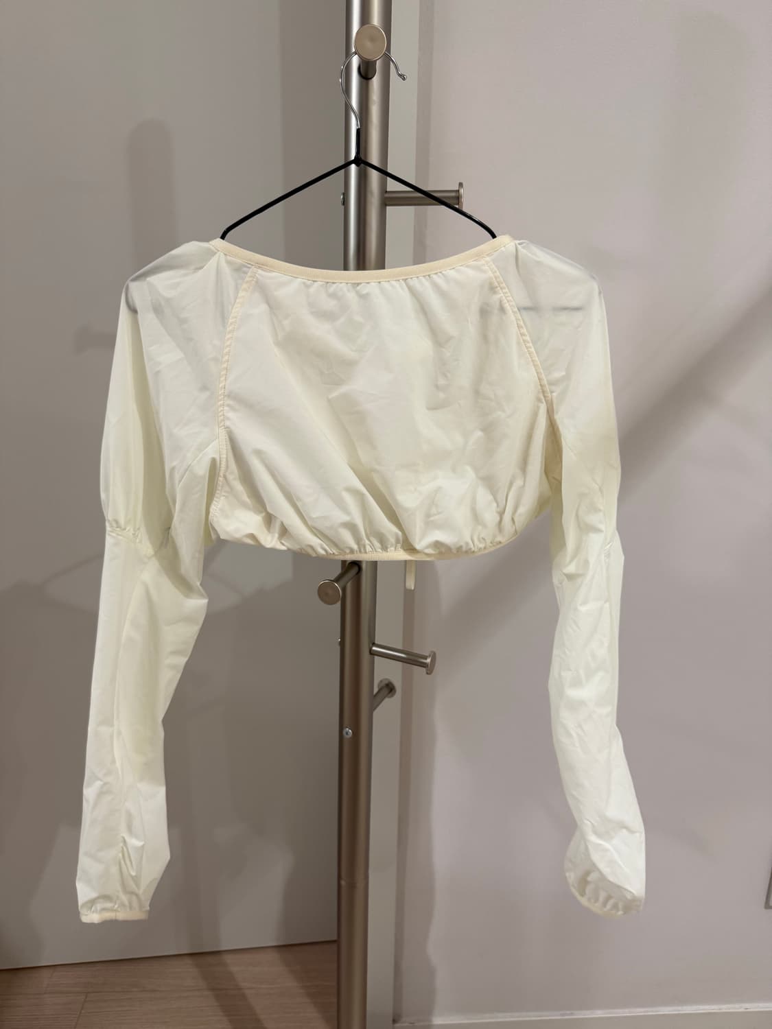 울리카상투스 나일론 볼레로 상품이미지3