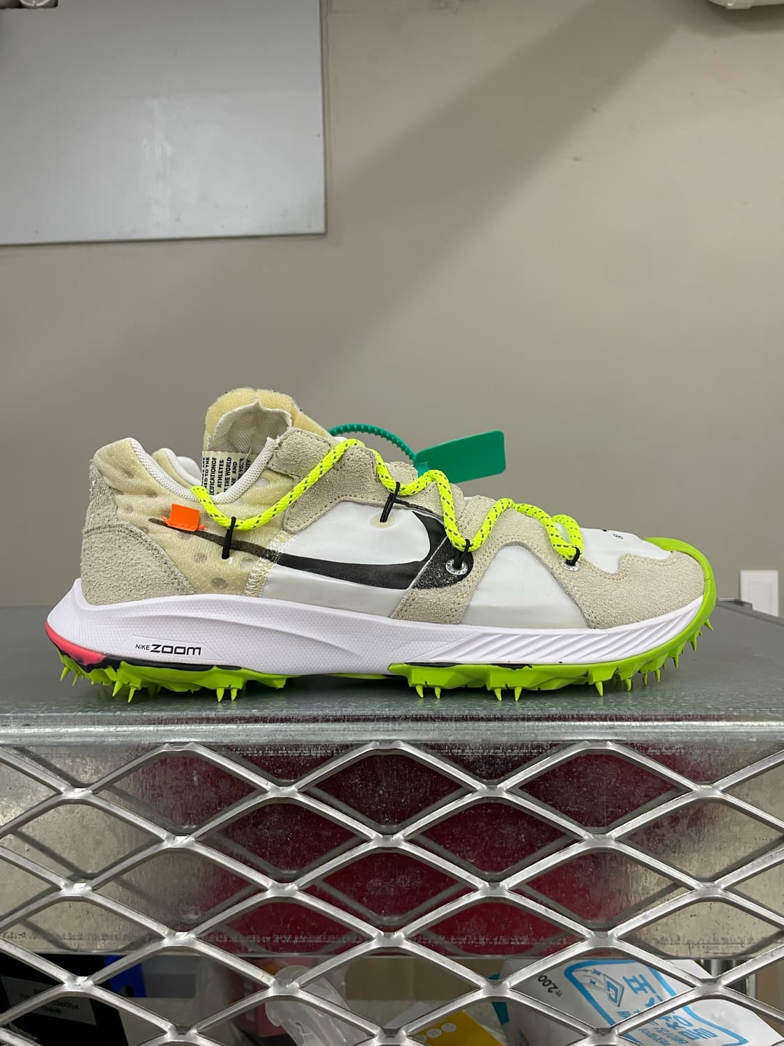 나이키 X 오프화이트 줌 테라 카이거 5 화이트 290 상품이미지4