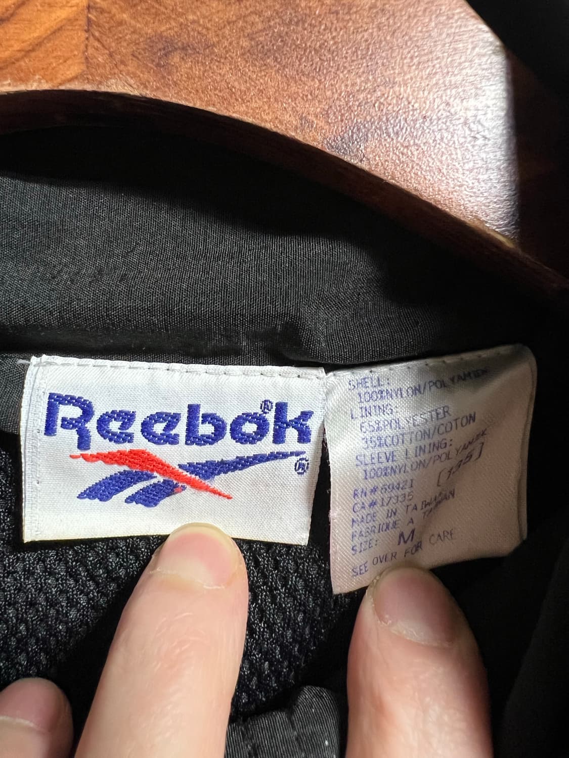 리복 블랙 바람막이 자켓 화이트 라인 상품이미지4