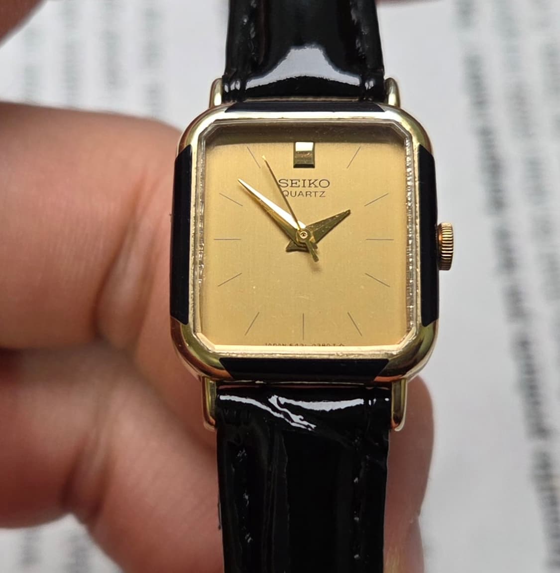 레어] 빈티지 세이코 미니탱크 샴골판 칼침핸즈 슬림쿼츠 여성용  상품이미지2