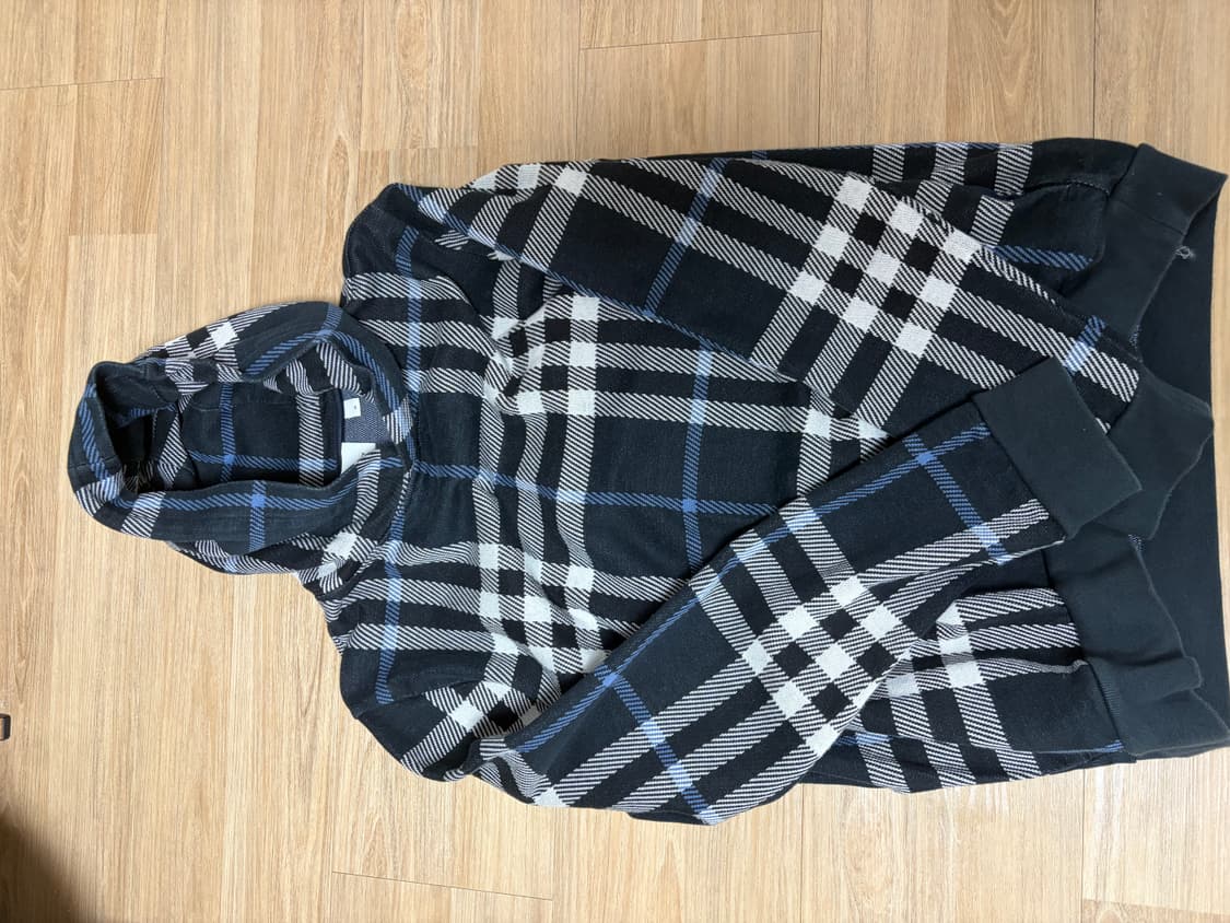 (급처) 버버리 후드티 판매합니다. 상품이미지2