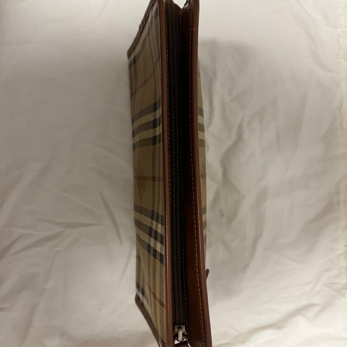 버버리 클래식 클러치백 상품이미지7