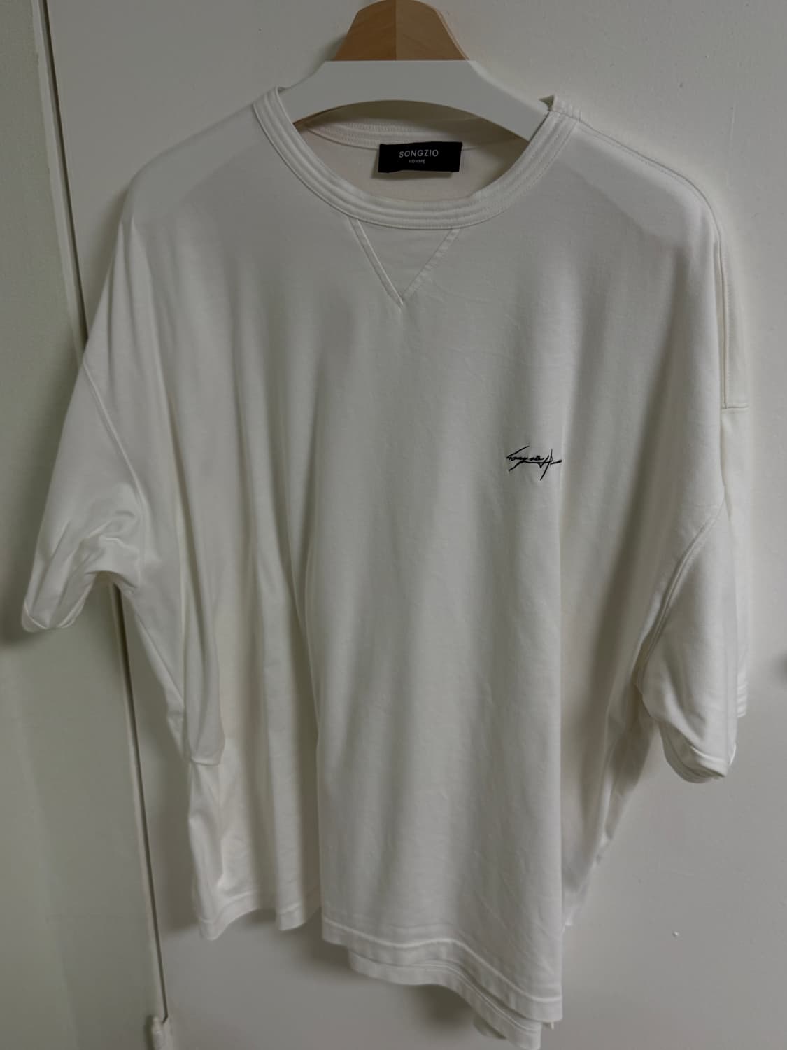 송지오옴므 슬랜트 오토그래프 티셔츠 화이트 상품이미지1