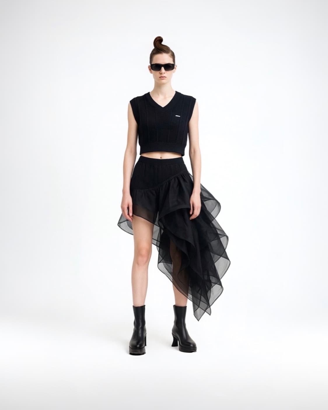 Balenciaga Black Sheer Knit Crop Vest 상품이미지6