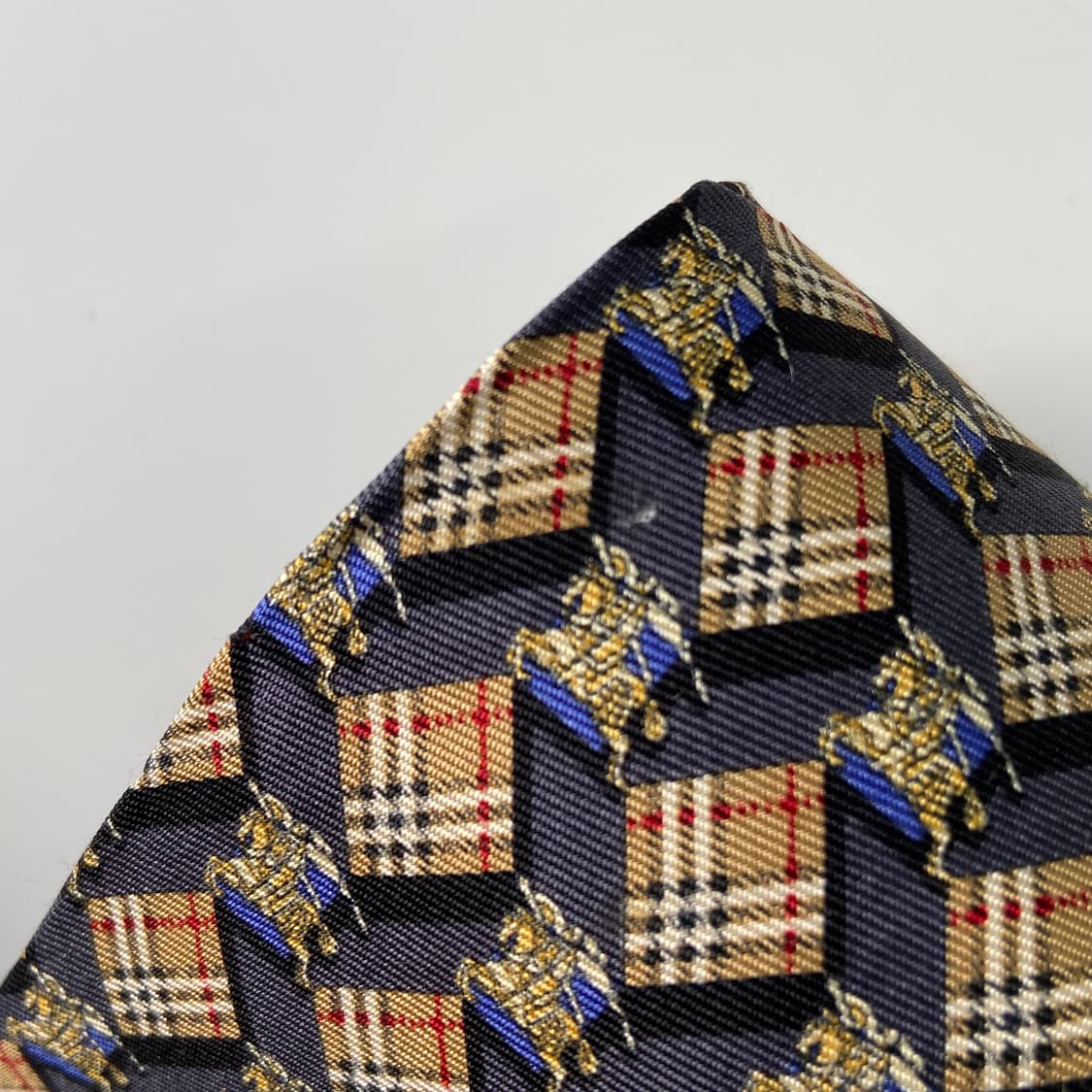 버버리 모노그램 노바체크 명품 정품 넥타이 (Burberry) 상품이미지9