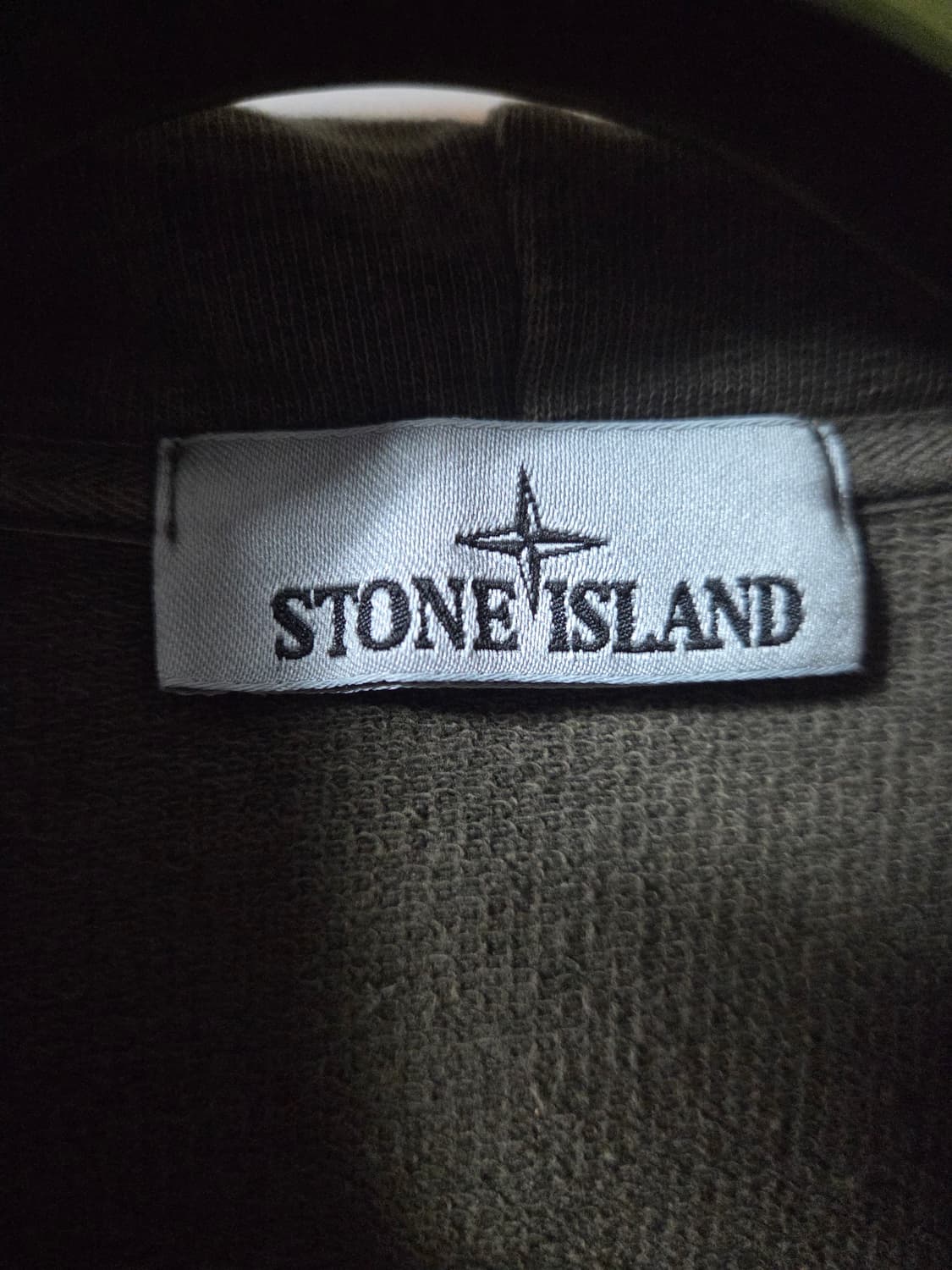스톤 아일랜드 후드집업 스웨트셔츠 상품이미지5