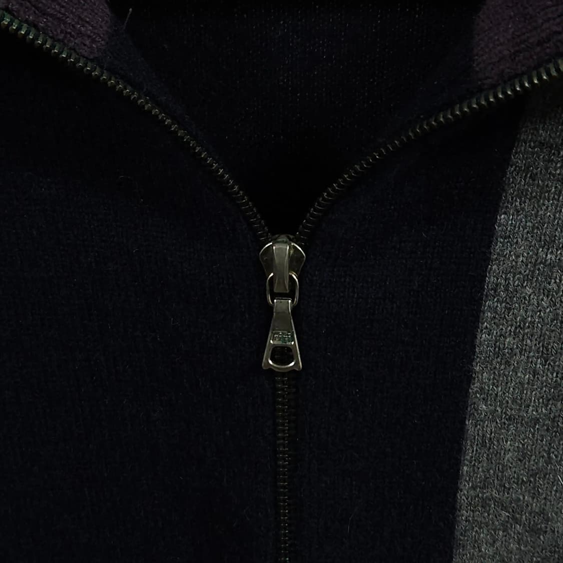 100)TSE 캐시미어100% 반집업 니트 상품이미지3