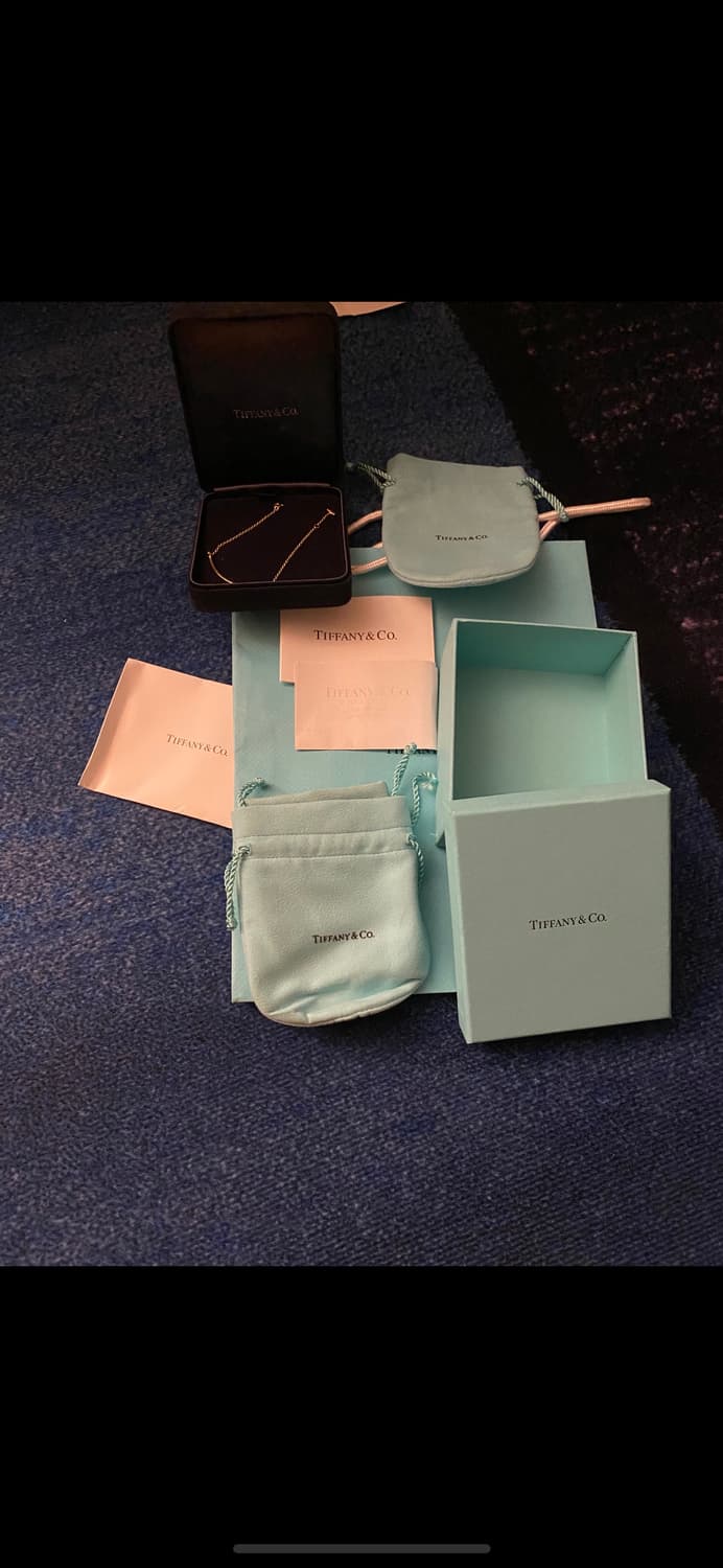 [정품] 티파니 T 스마일 스몰 브레이슬릿 옐로우골드 S사이즈 / SSS 상품이미지5