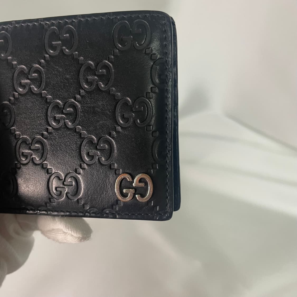 구찌 GG 엠보 반지갑 상품이미지2