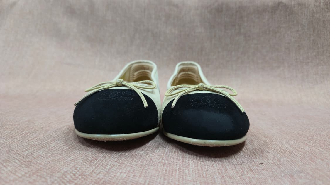 샤넬정품 일회착용 39C사이즈-  벨벳 플랫슈즈 상품이미지3