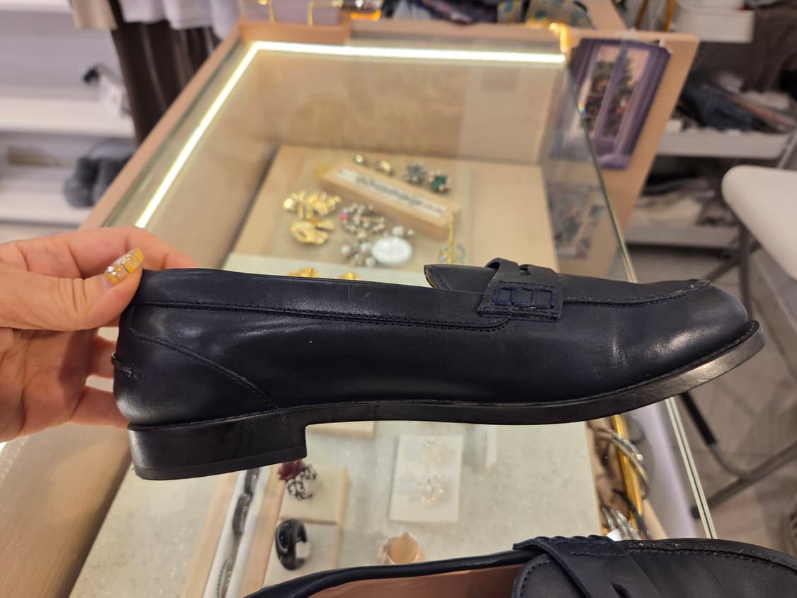 TOD'S 토즈 블랙 로퍼(235) 상품이미지4