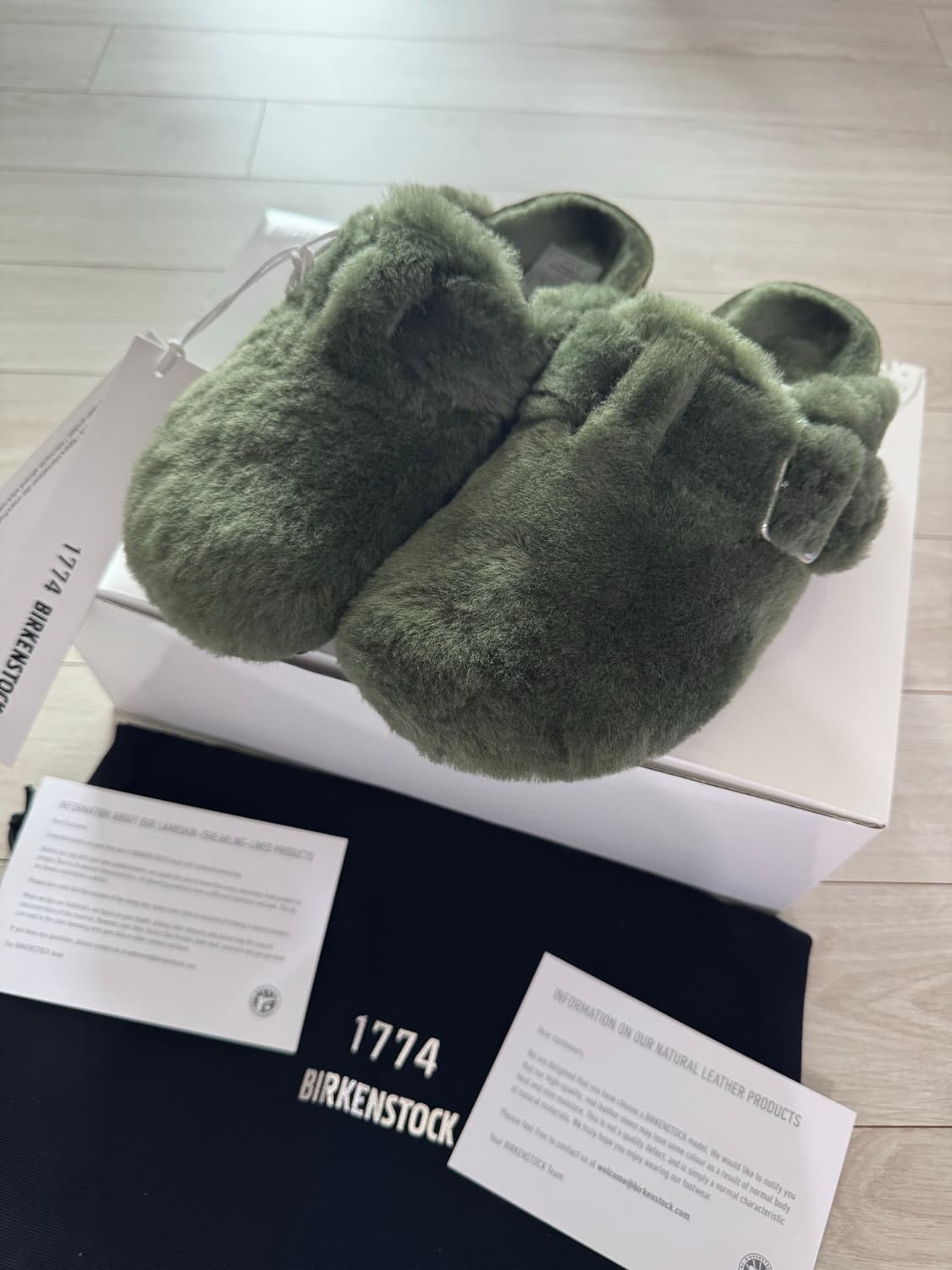 (새제품)버켄스탁 보스턴 1774 시어링 그린 (한정판) 37 상품이미지2