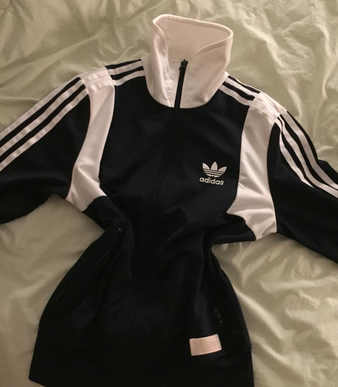 아디다스 설윤 네이비 져지 XS 상품이미지1