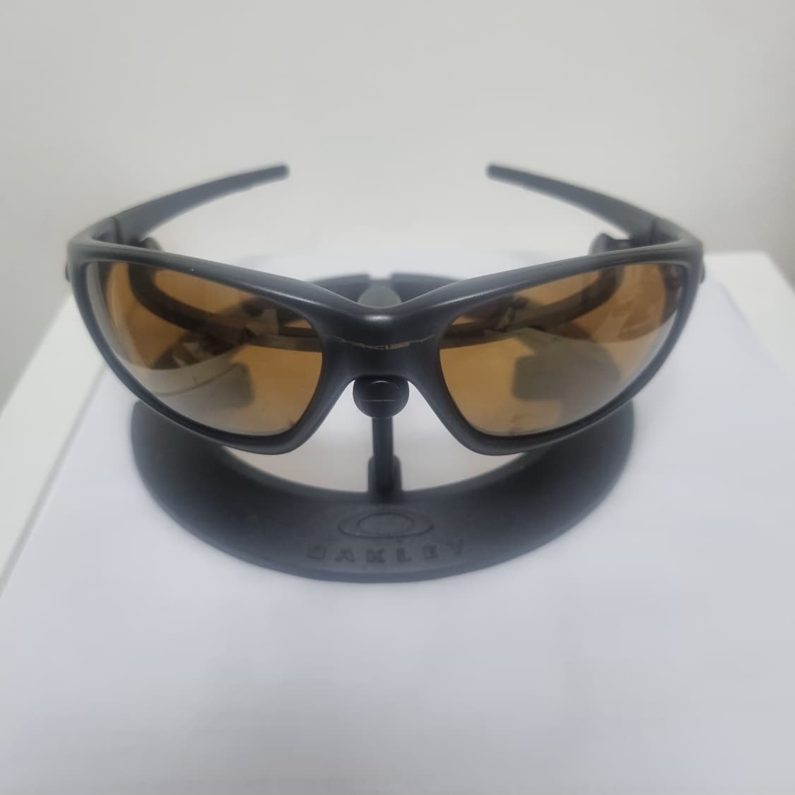 오클리 스트레이트 자켓 매트블랙골드아이콘 상품이미지1