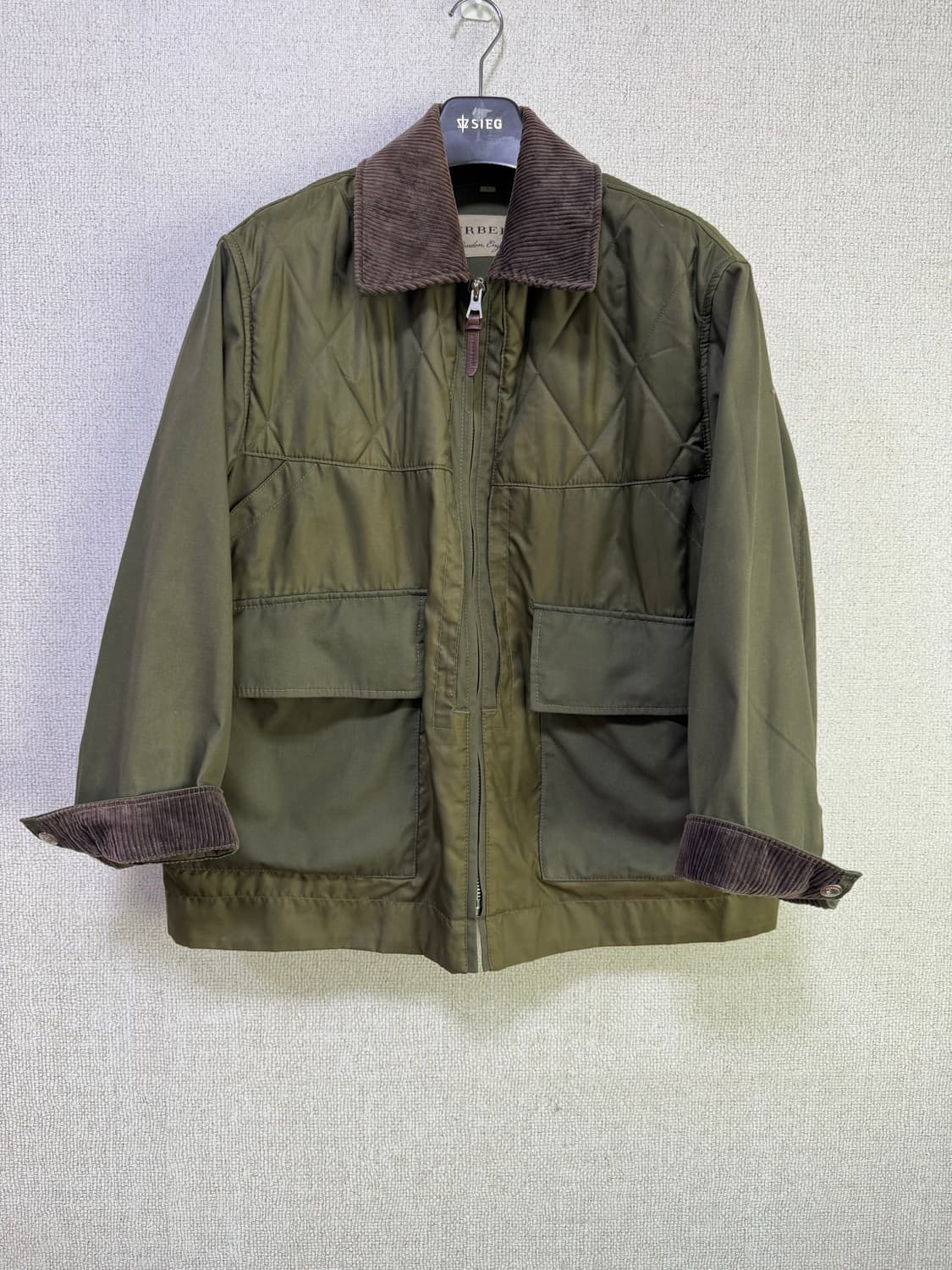 BURBERRY 세미 퀼팅 오버핏 자켓 상품이미지1