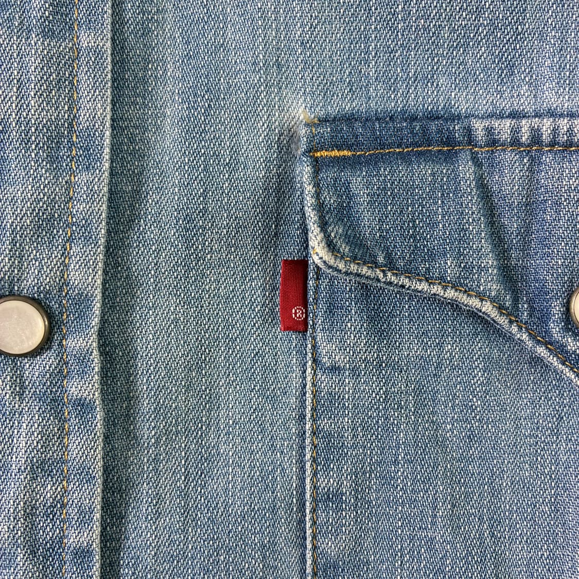 Levi's  리바이스 레드탭 투포켓 데님셔츠  상품이미지3