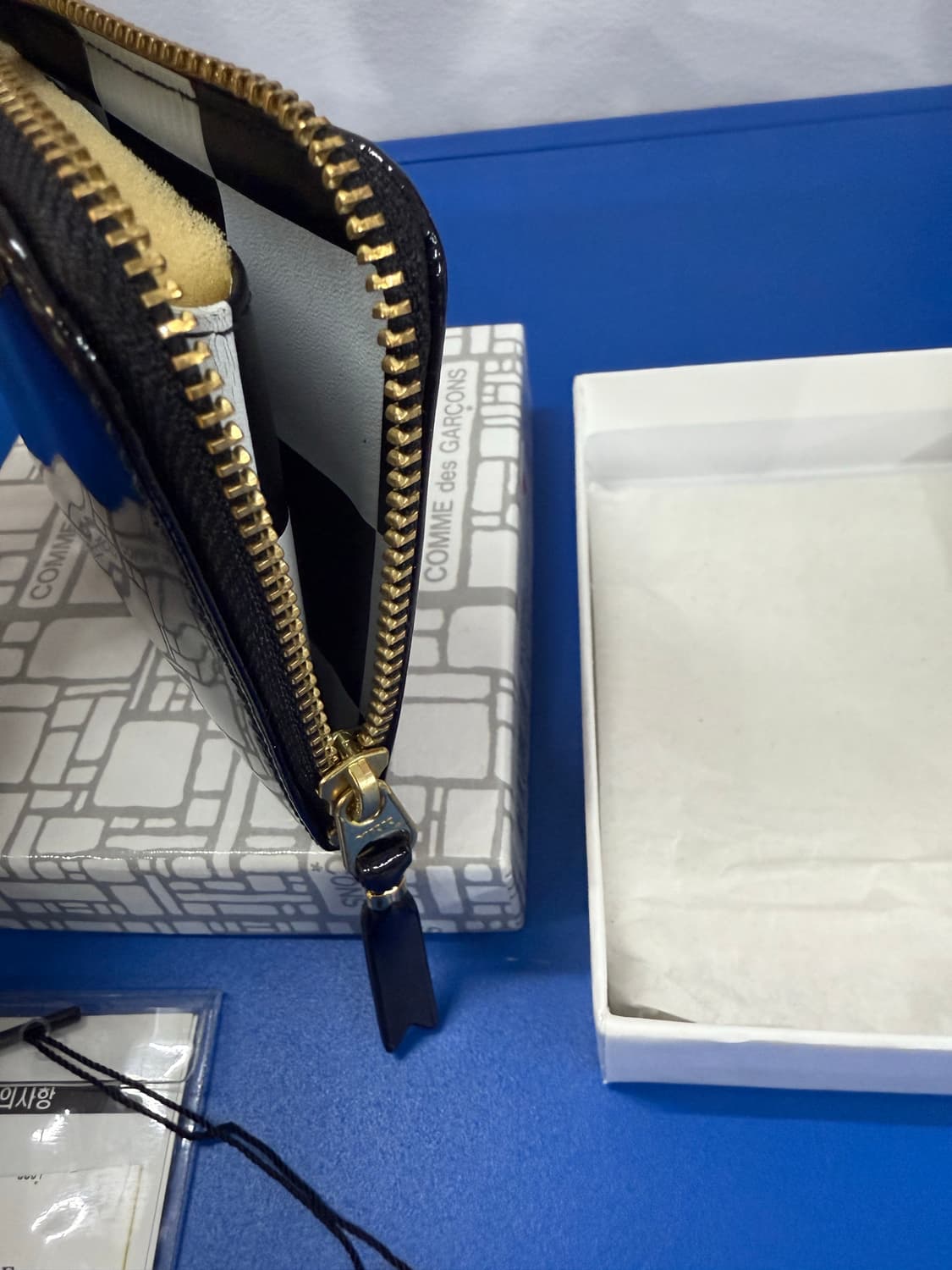 꼼데 애나멜 지갑 히든도트 상품이미지7