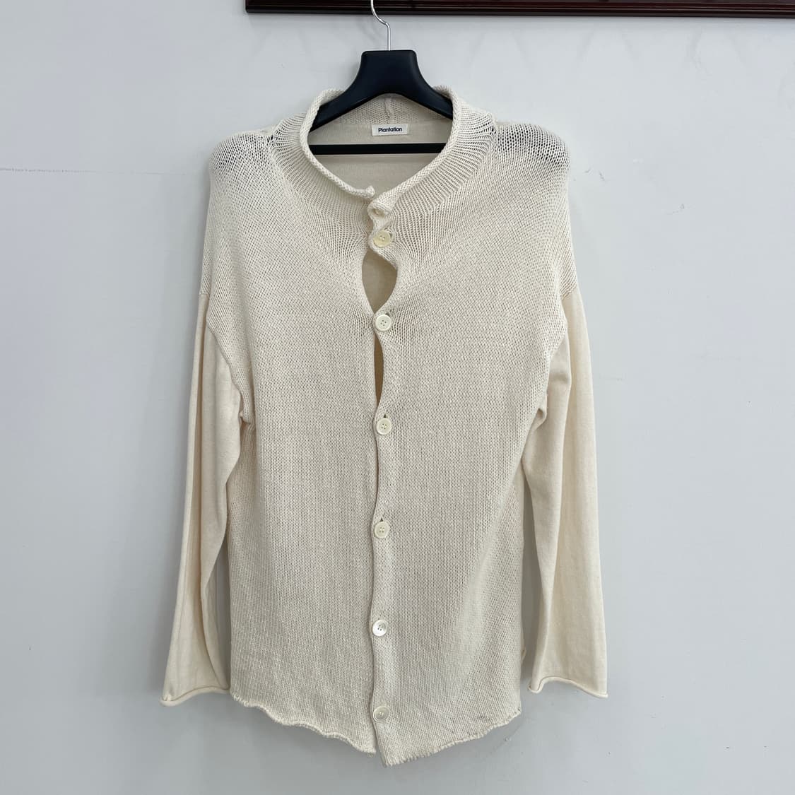 이세이미야케 플랜테이션 여성55-66 아이보리 가디건 상품이미지1